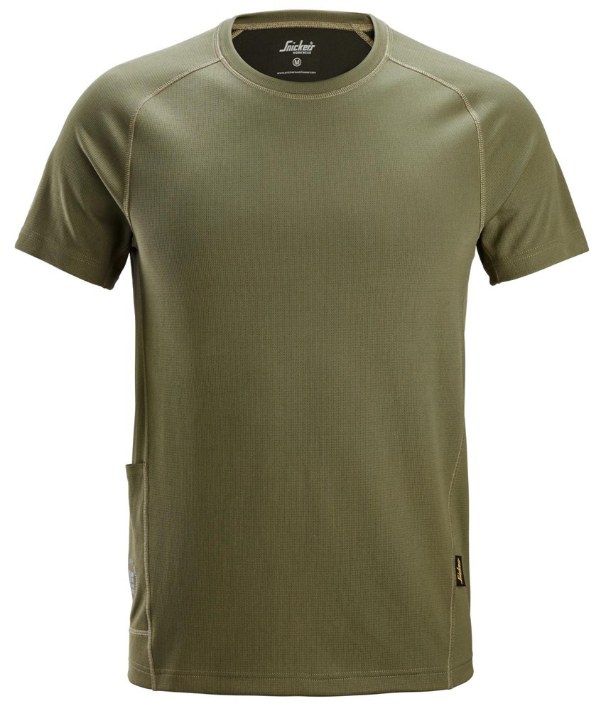 T-shirt stay fresh snickers