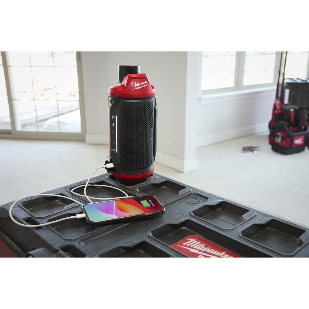 accu speaker bluetooth milwaukee-17