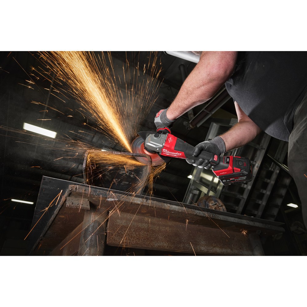 accu haakse slijper milwaukee 180mm-11