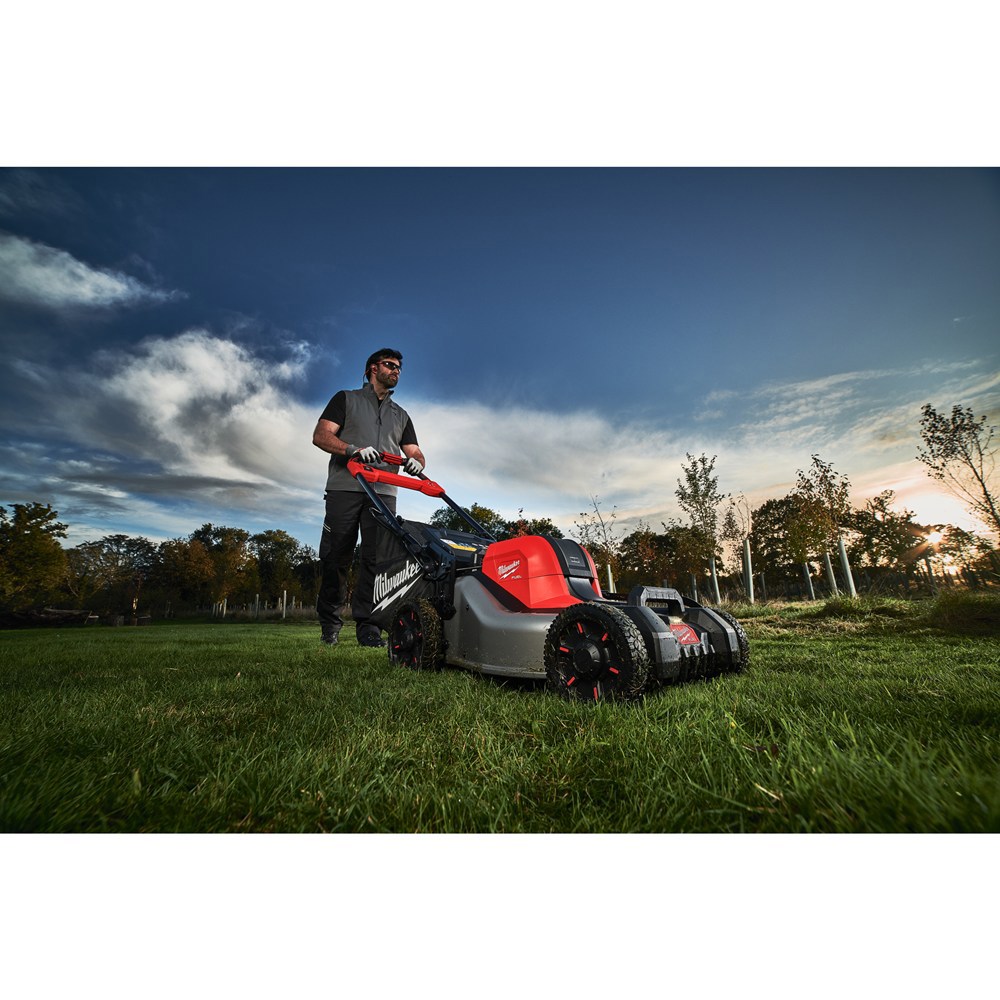 accu grasmaaier milwaukee 460mm-12
