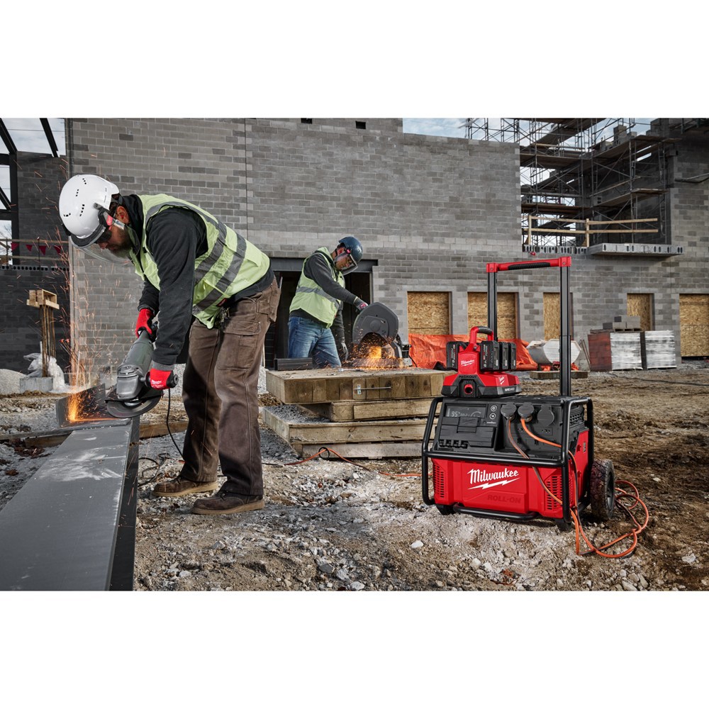mobiele stroomvoorziening milwaukee-7