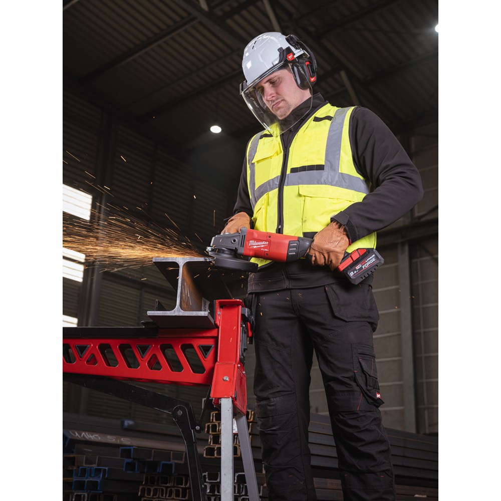 accu haakse slijper milwaukee 230mm-23
