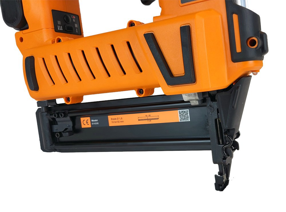 accu bradtacker dutack electric-7
