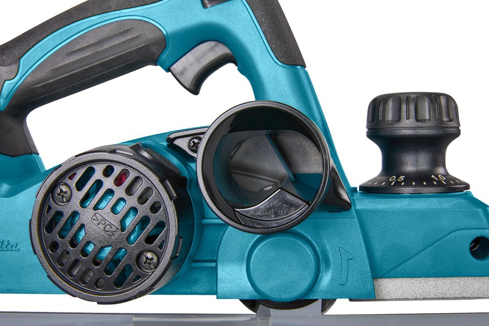 accu schaafmachine makita 82mm-7