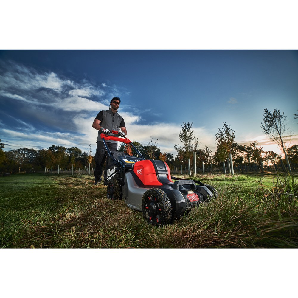 accu grasmaaier milwaukee 460mm-8