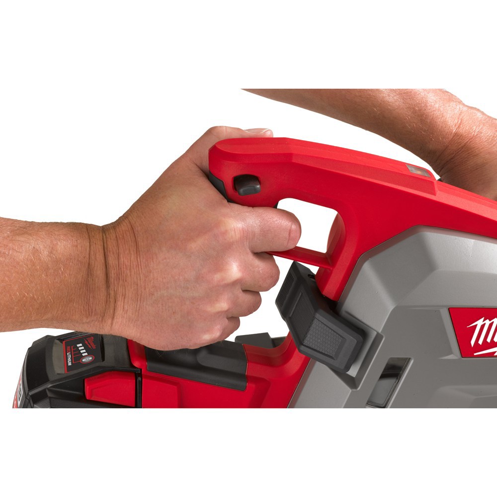 accu cirkelzaagmachine milwaukee 66mm-4