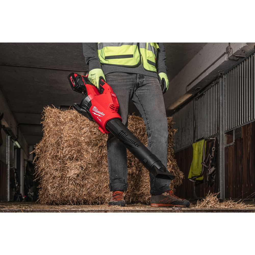 accu bladblazer milwaukee-18