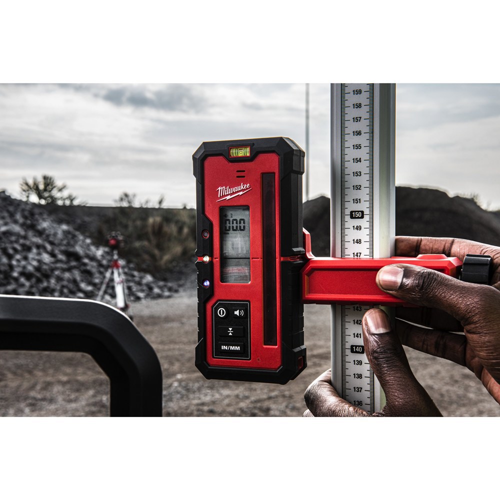 accu rotatielaser rood milwaukee-15